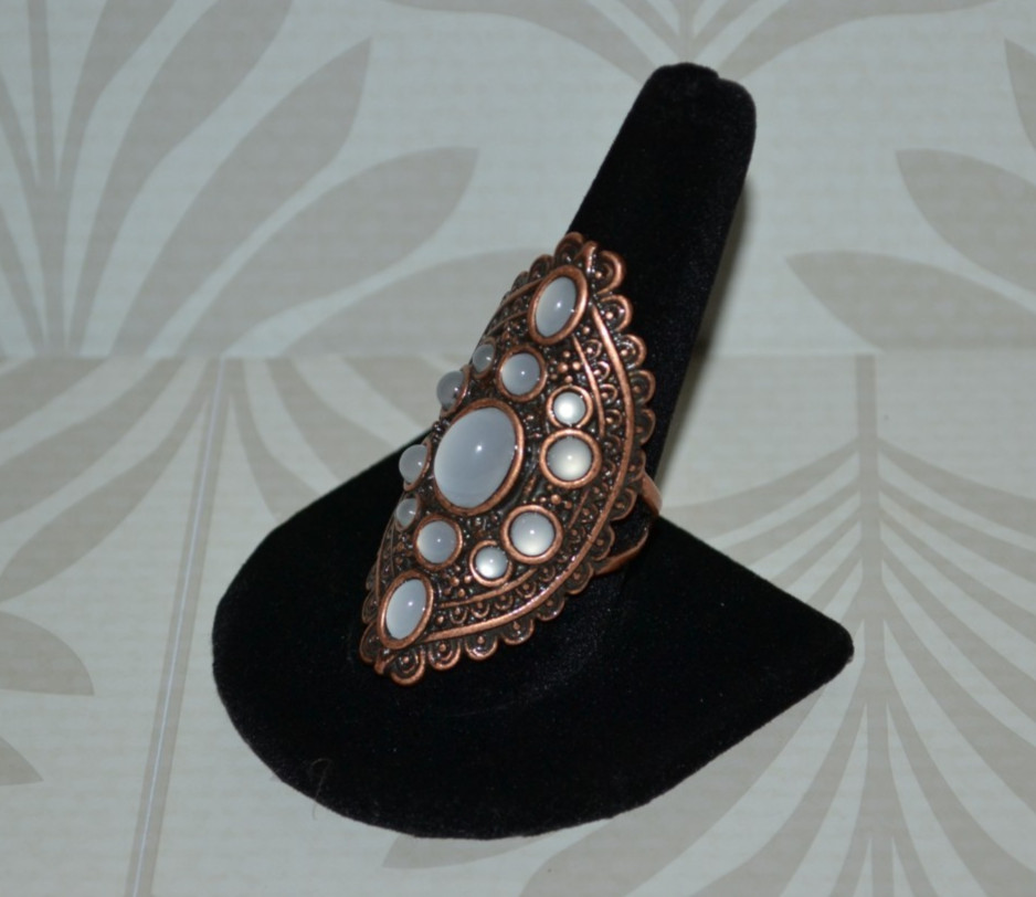 Vintage 70s-80s Mil Cabochon Art Deco Ring