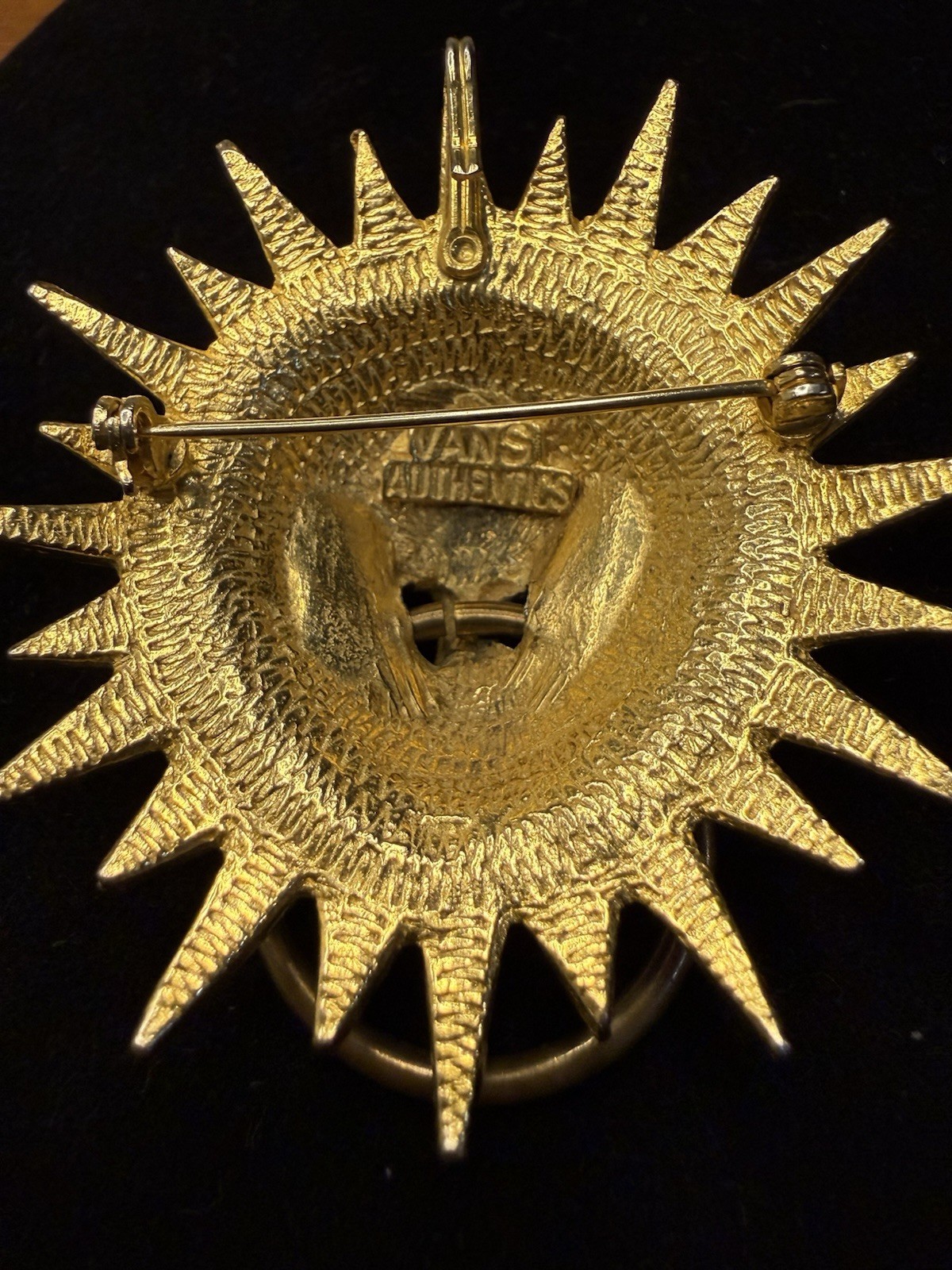 Vtg Vanse Authentics Gold Tone Lion Head Door Knocker Sunburst Brooch Pin Signed
