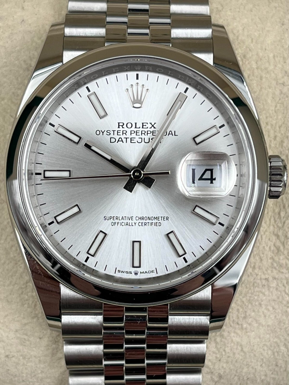 Rolex Date Just 36mm Smooth Silver Dial Jubilee Bracelet 126200 Pre-Owned 2023