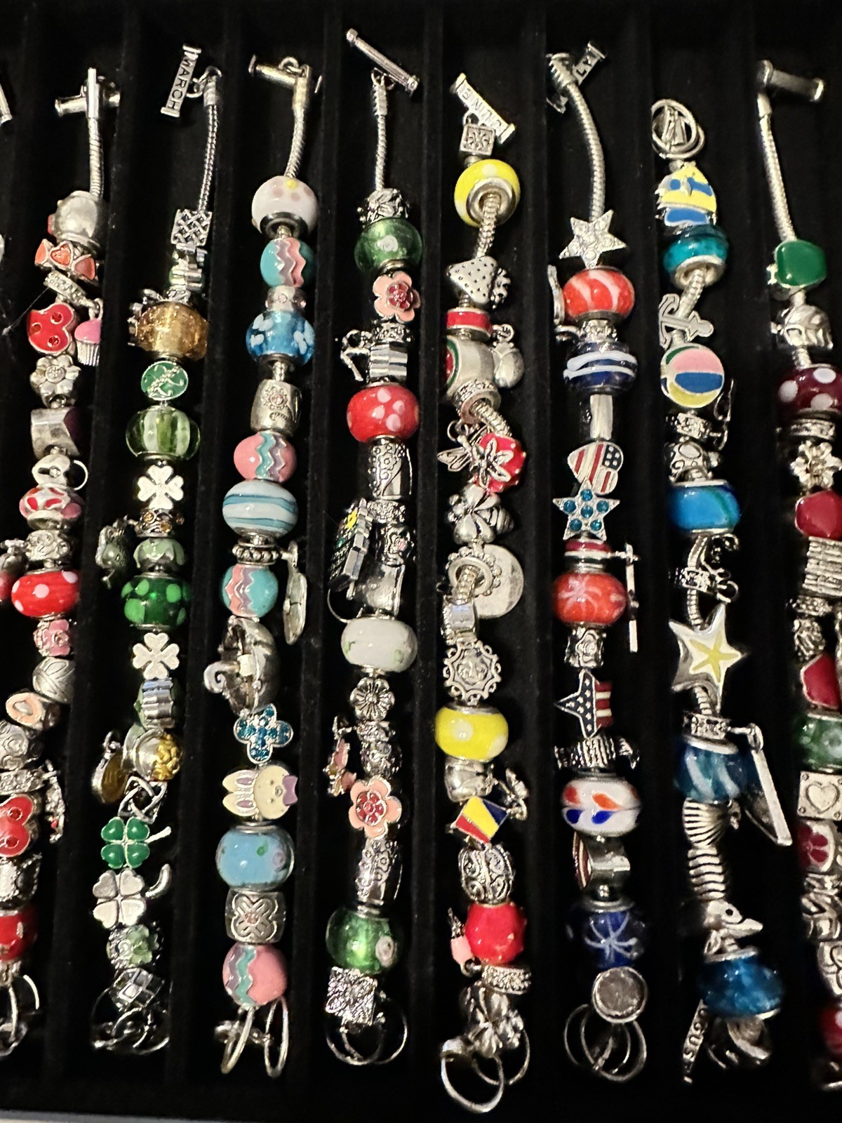 Charm Bracelet Set Willabee & Ward 12 Month 1 For Each Month Show Case Complete