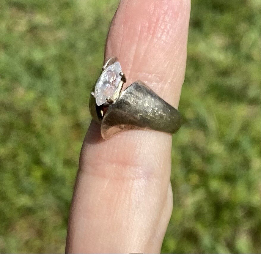 Signed 925 Korea, Sterling, CZ/Cubic Zirconia Gem, Ring Size 7