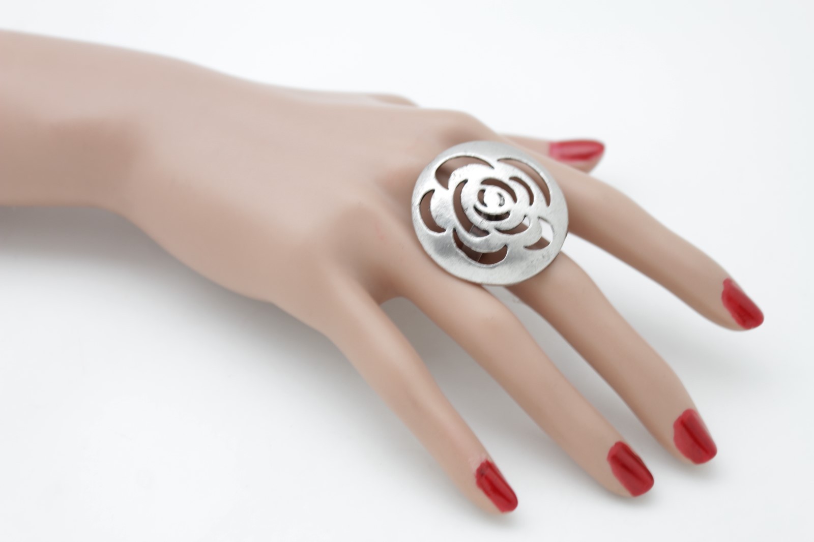 Women Silver Metal Ring Fashion Jewelry Flower Round Floral Casual Work Day Wear