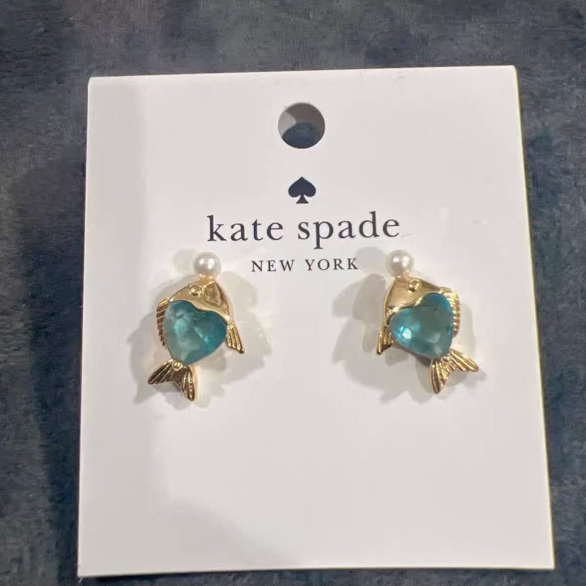 kate spade Blue small fish pearl refreshing stud earrings