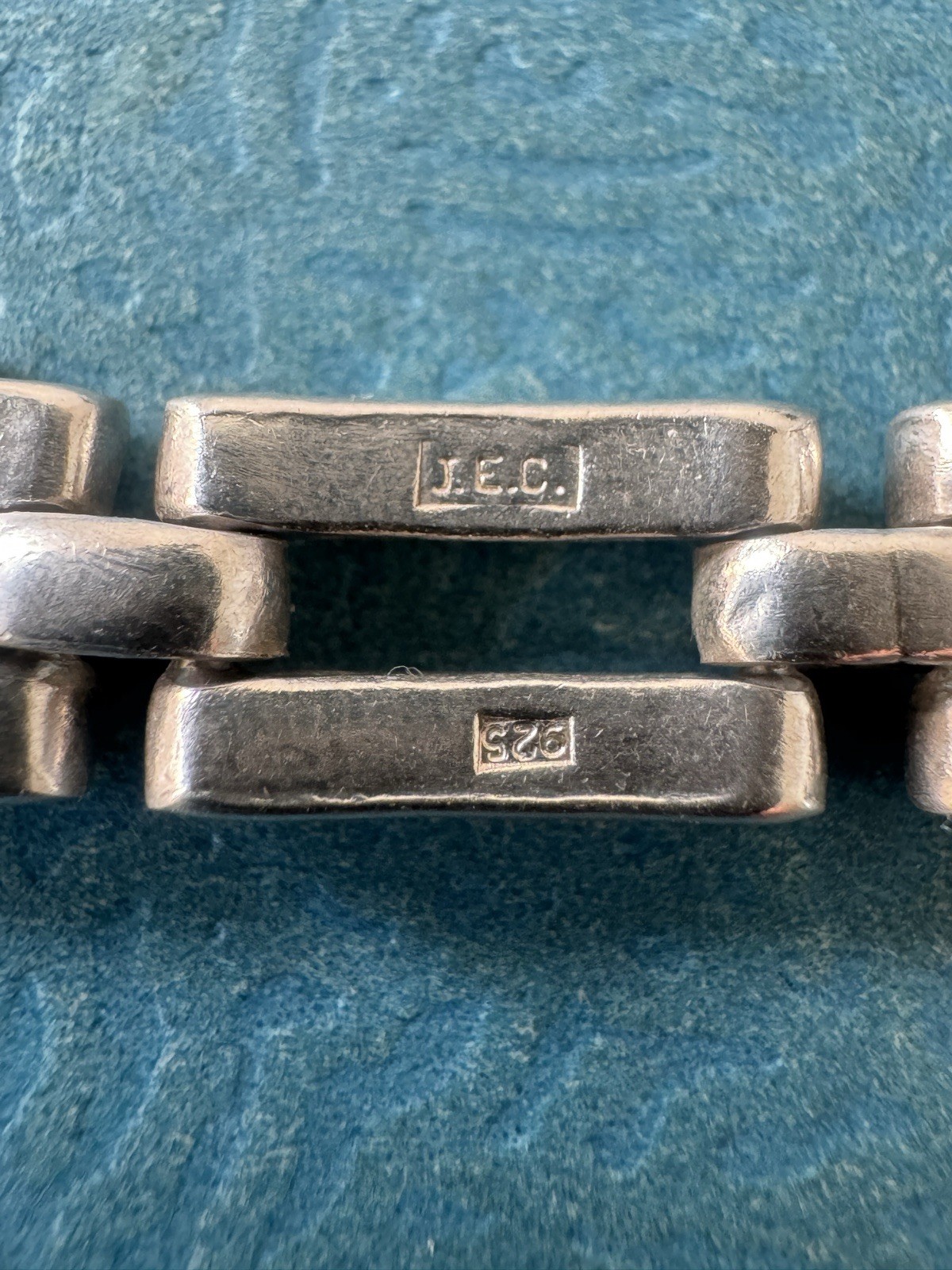 Vintage IEC Italy .925 Sterling Silver Heavy Link Bracelet Size 7.25” 35.4 gr.
