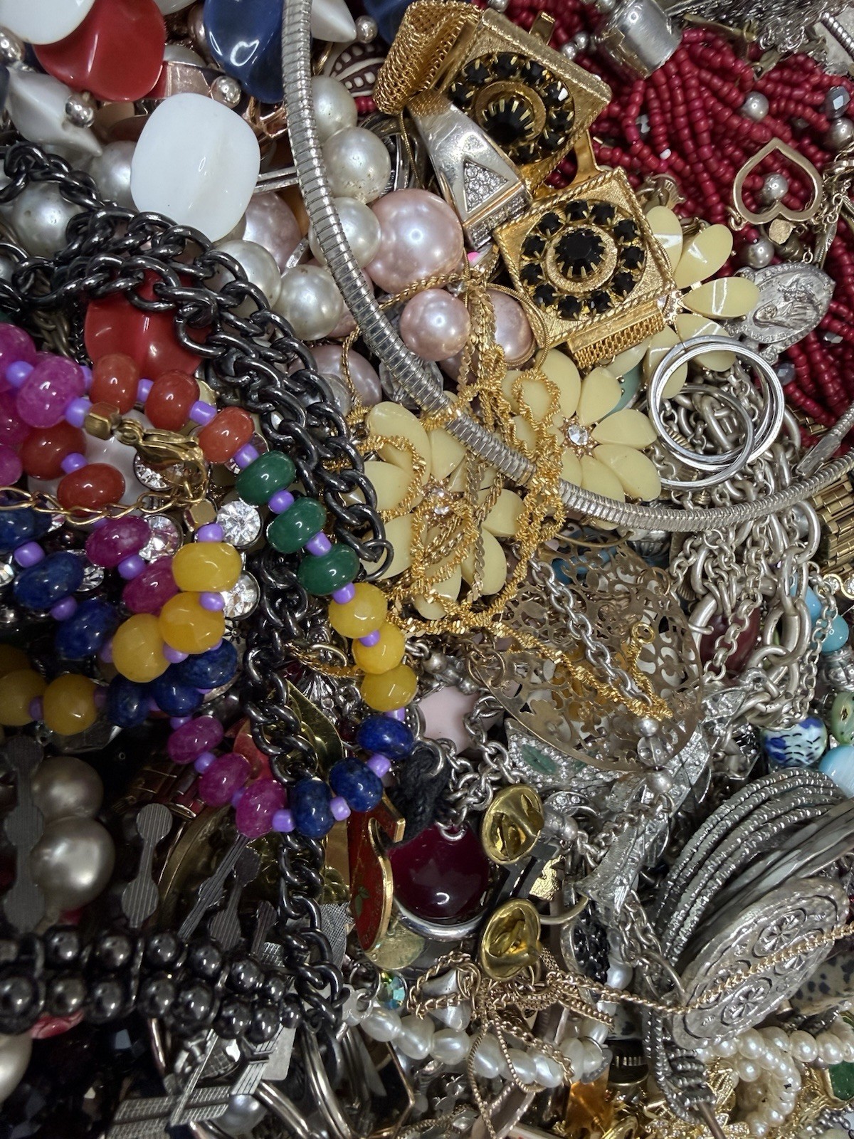 10 Lb Vintage – Now Costume Jewelry Lot 3 Harvest Repair Junk MOST ARE WEARABLE