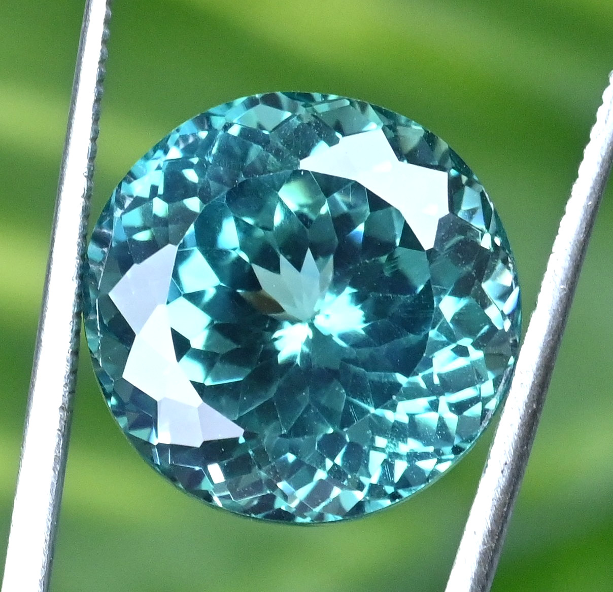 26.75 Ct Natural Green-Blue Serendibite Certified Flawless Round Loose Gemstone