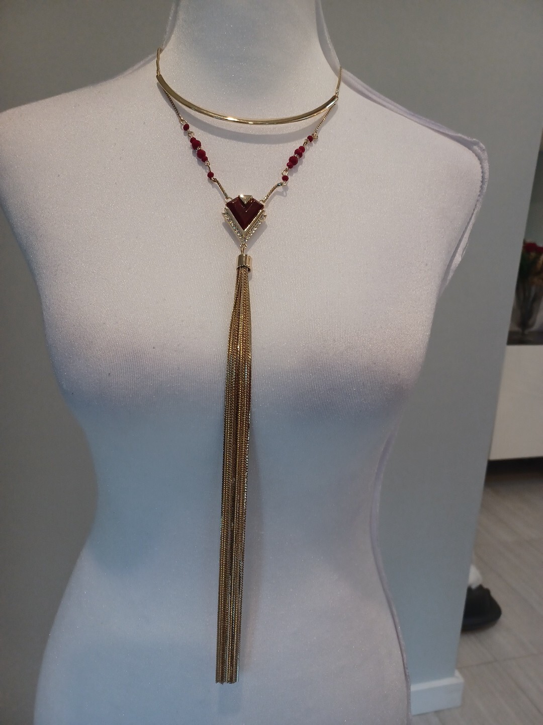 white house black market Gold Tone Tassels Fashion Jewelry Necklace NWT $64