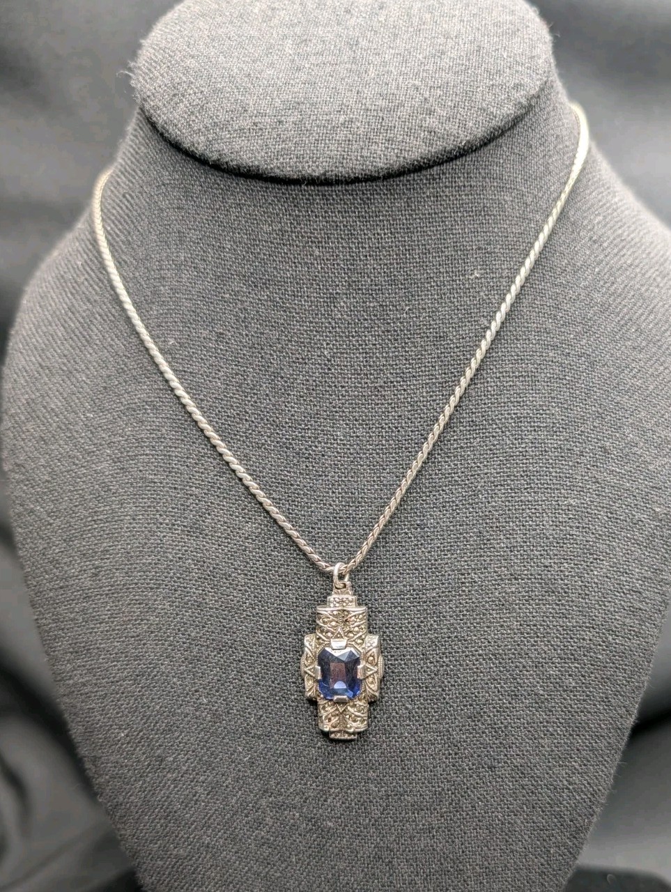 Uncas Manufacturing Sterling Sapphire Marcasite Art Deco Pendant And Chain 925