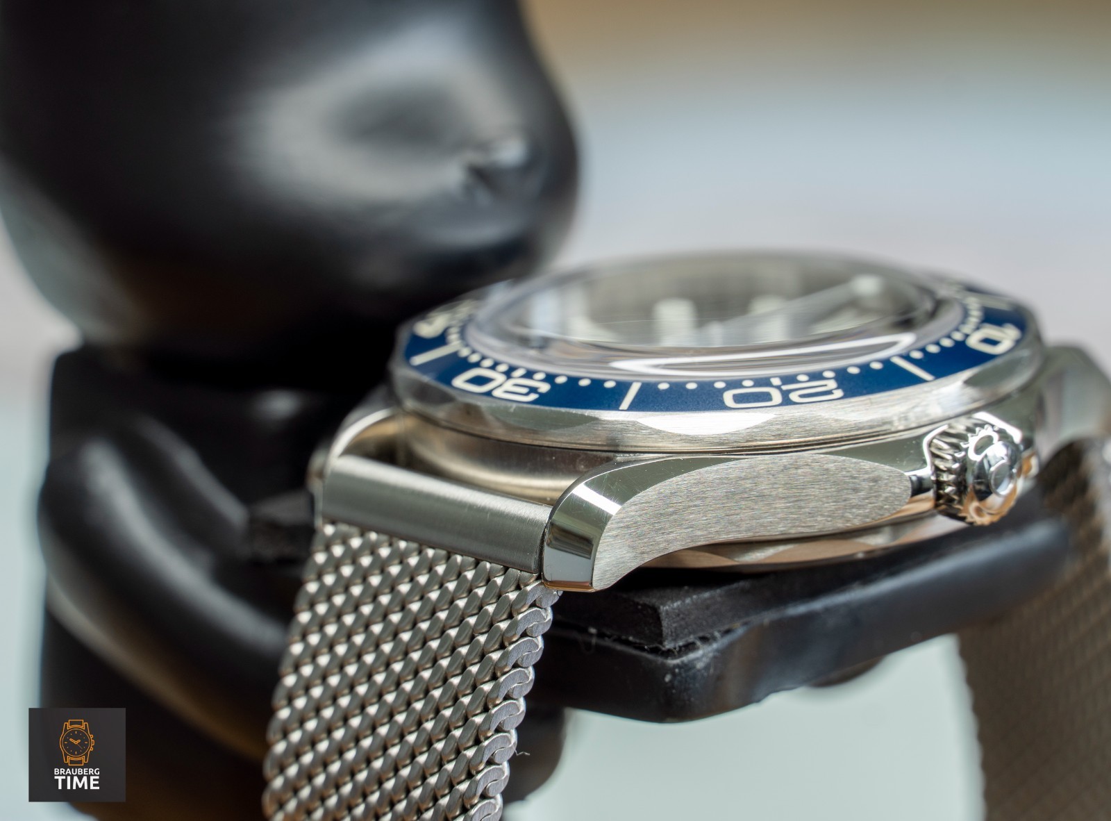 Omega Seamaster Diver 300M James Bond 60th 210.30.42.20.03.002 42mm Box Papers