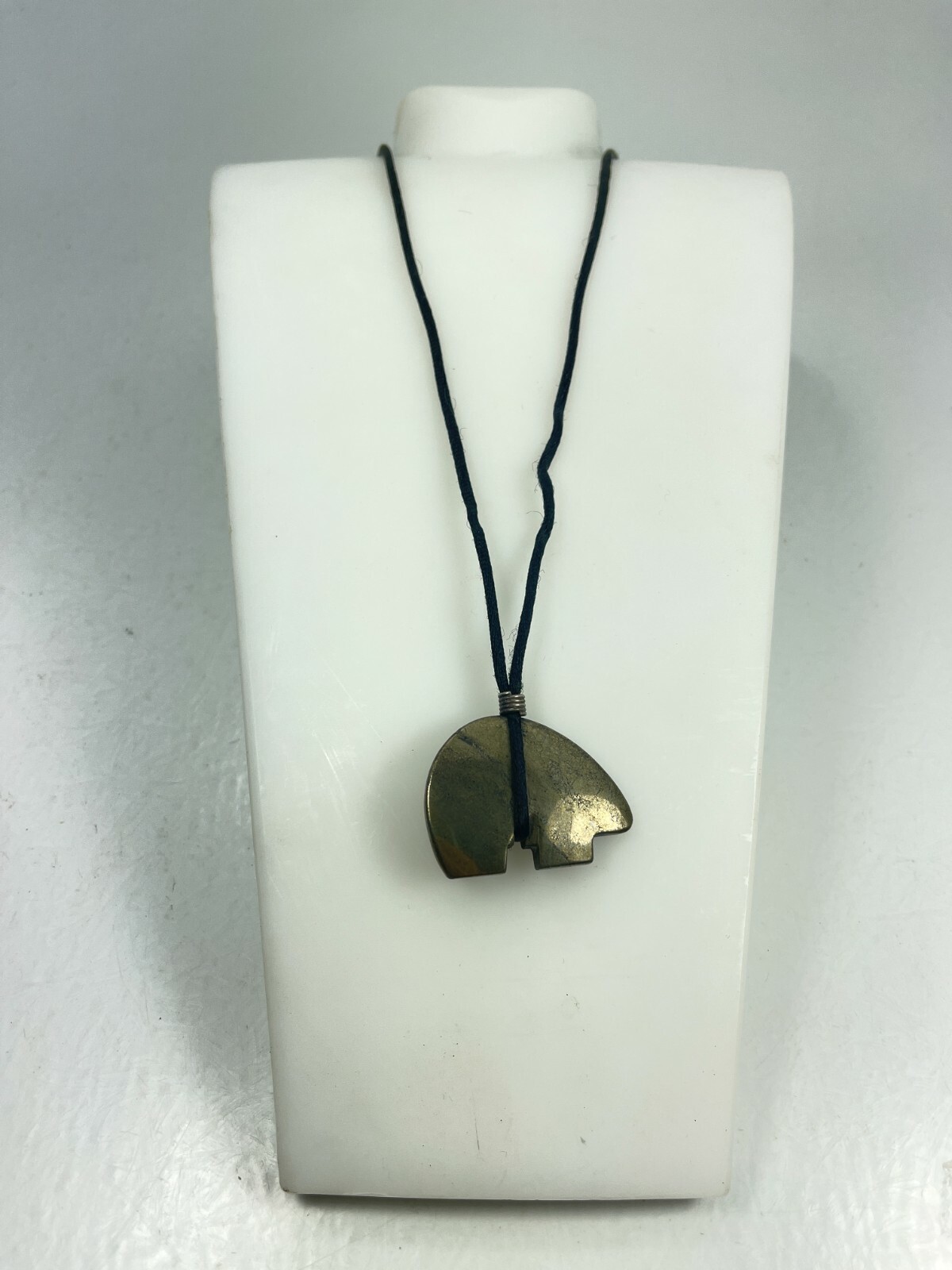 Vintage Polished Raw Metal Bear Pendant Necklace 40mm x 30mm x 4mm 28″ Length