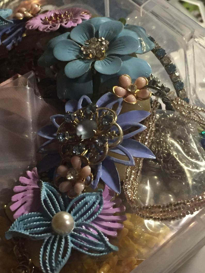 **Fashion Jewelry Box Lot **ONE POUND- all wearable,wholesale,bulk- #JJ6
