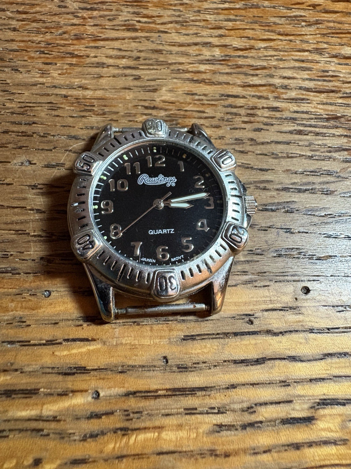 Rawlings Silver Tone Quartz Analog Men’s Watch No Band V-8088 Water Resistant