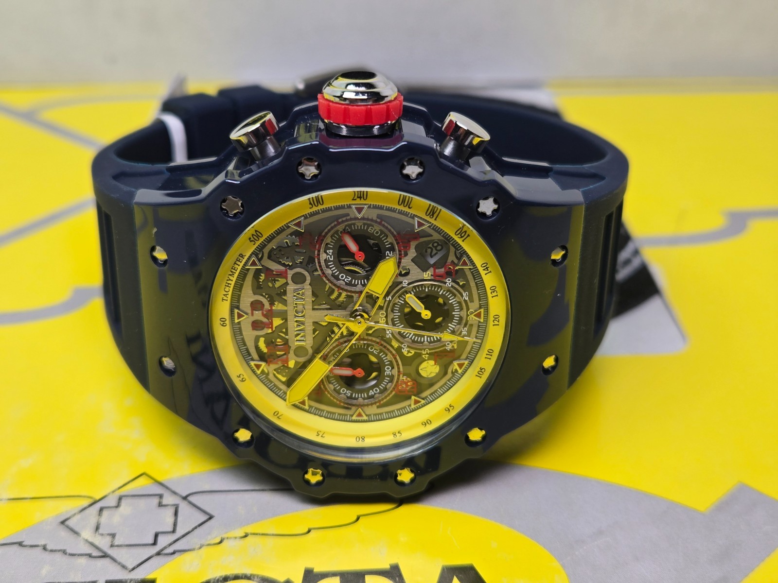 Invicta Racing Valyron Dark Blue/Yellow/Red 43.5mm Men’s Watch w/ Black Dial NEW