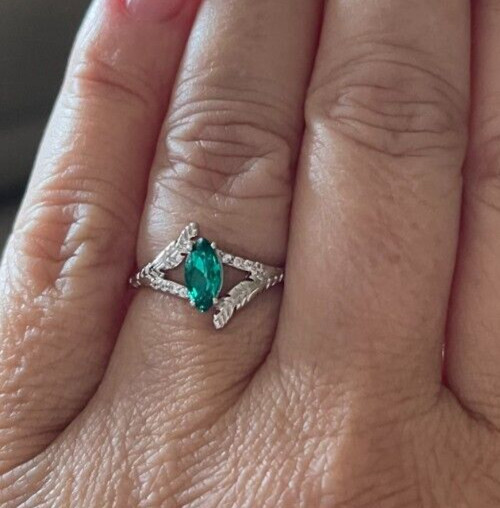 NWT Fragrant Jewels Silver Tone TOIL & TROUBLE Green Crystal Stone Ring Size 7
