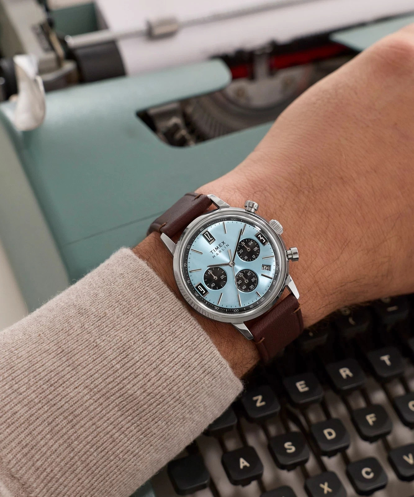 New Timex Marlin Chronograph Tachymeter 40mm Leather Strap Watch TW2Y66600