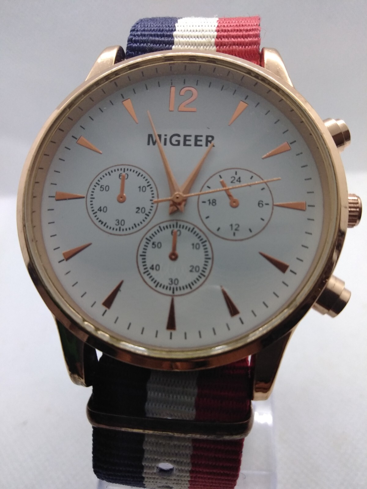 Migeer Watch Gold tone watch Women’s Unisex girls female Beige Canvas Strap