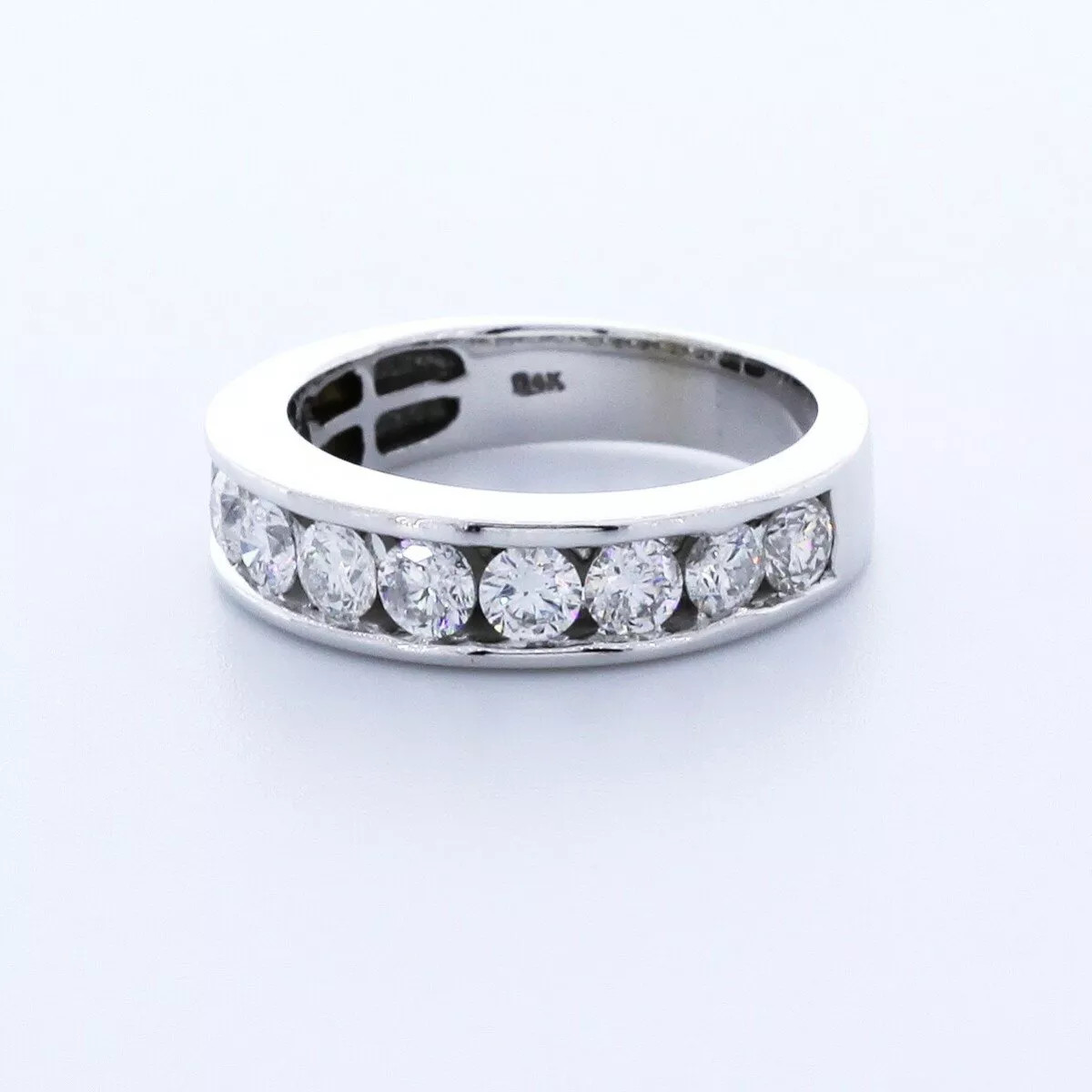 Classic Wedding Band 14K Gold Classic Round 1.50 Carat Lab-Grown Diamond E VVS2