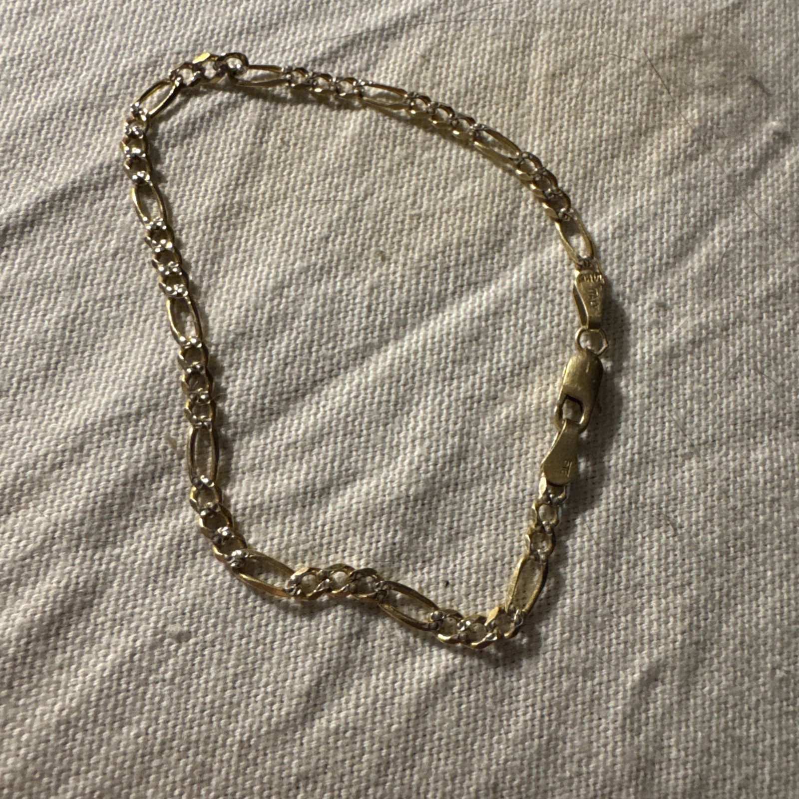 Vintage 14K Yellow Gold Figaro Link Bracelet 7 1/8″ Italy 3.24g