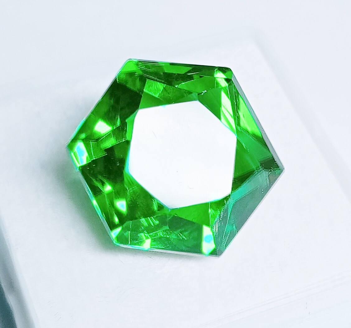 Natural Tsavorite Garnet Hexagon Cut Green 13.20 Ct EGL Certified Loose Gemstone
