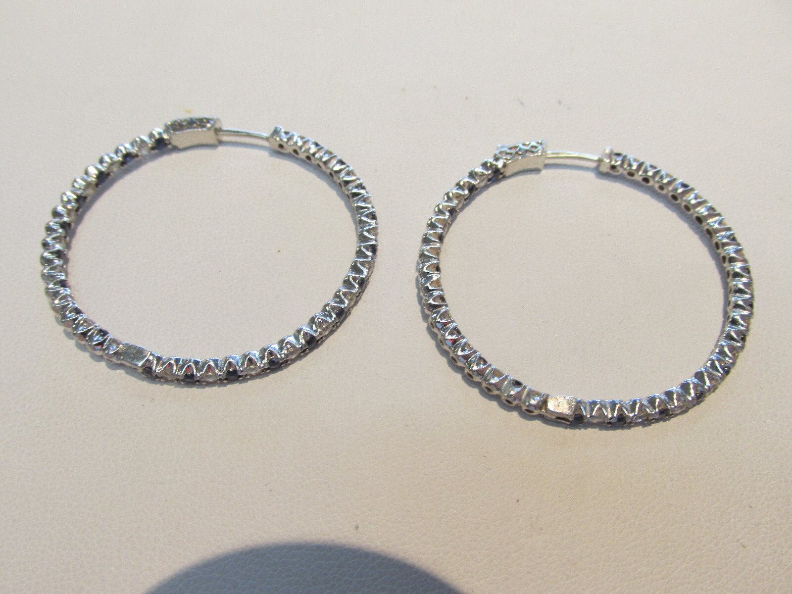 Stunning 2.76 ctw VS1-G Diamond/Blue Sapphire Hoop Earrings 1.5in. MAKE OFFER