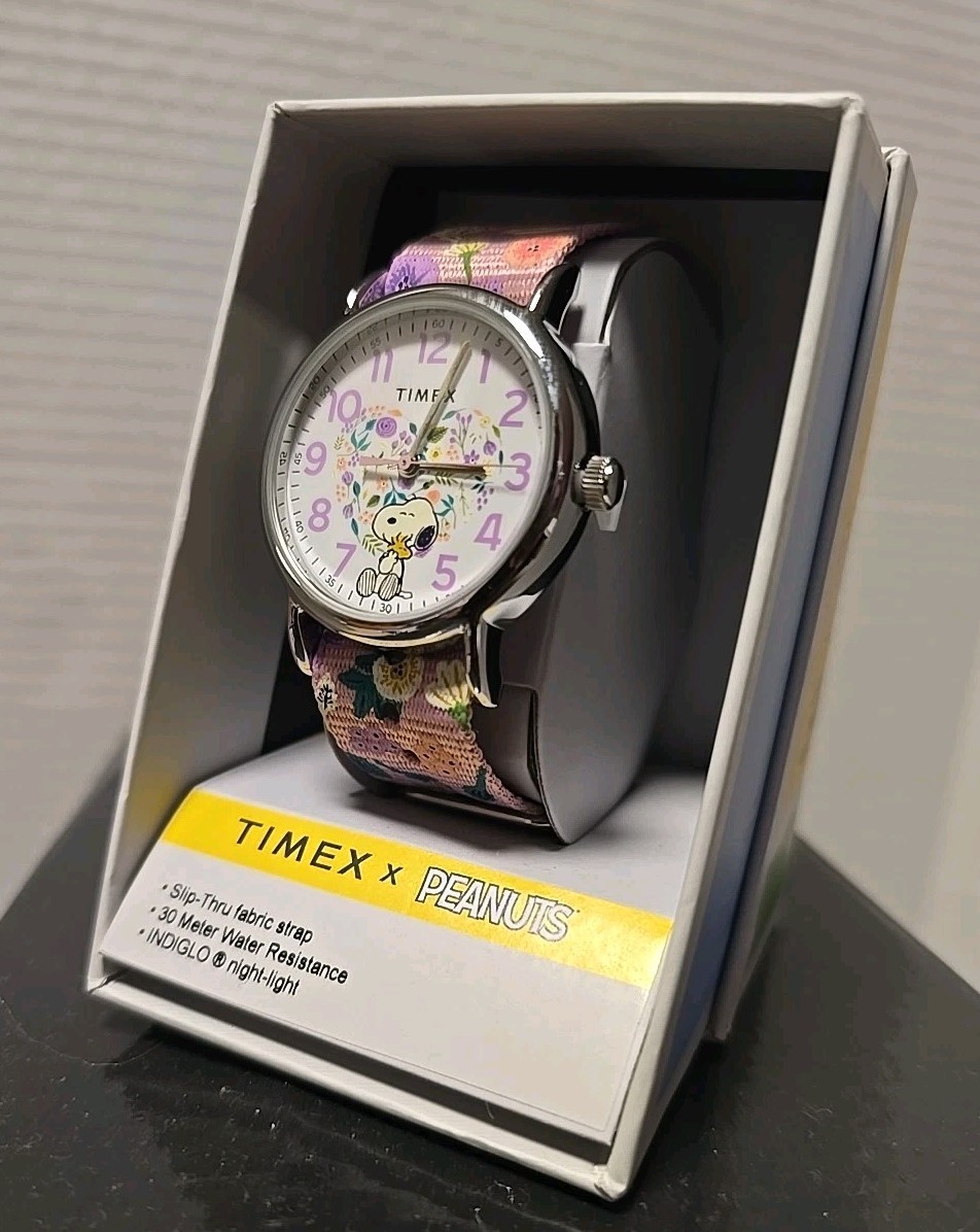 Timex TW 2V77800 JT Women’s Weekender X Peanuts In Bloom 38mm Fabric Strap Watch