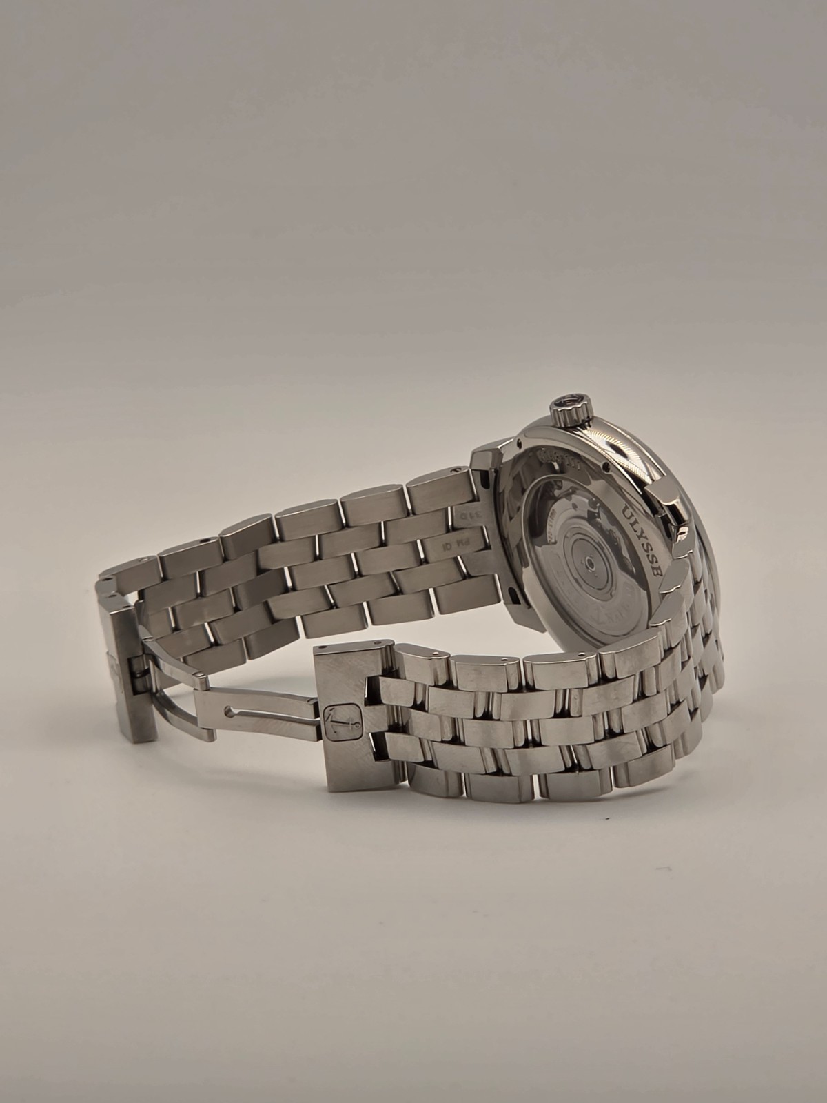 Ulyess Nardin 8153-111 Rare with factory Bracelet