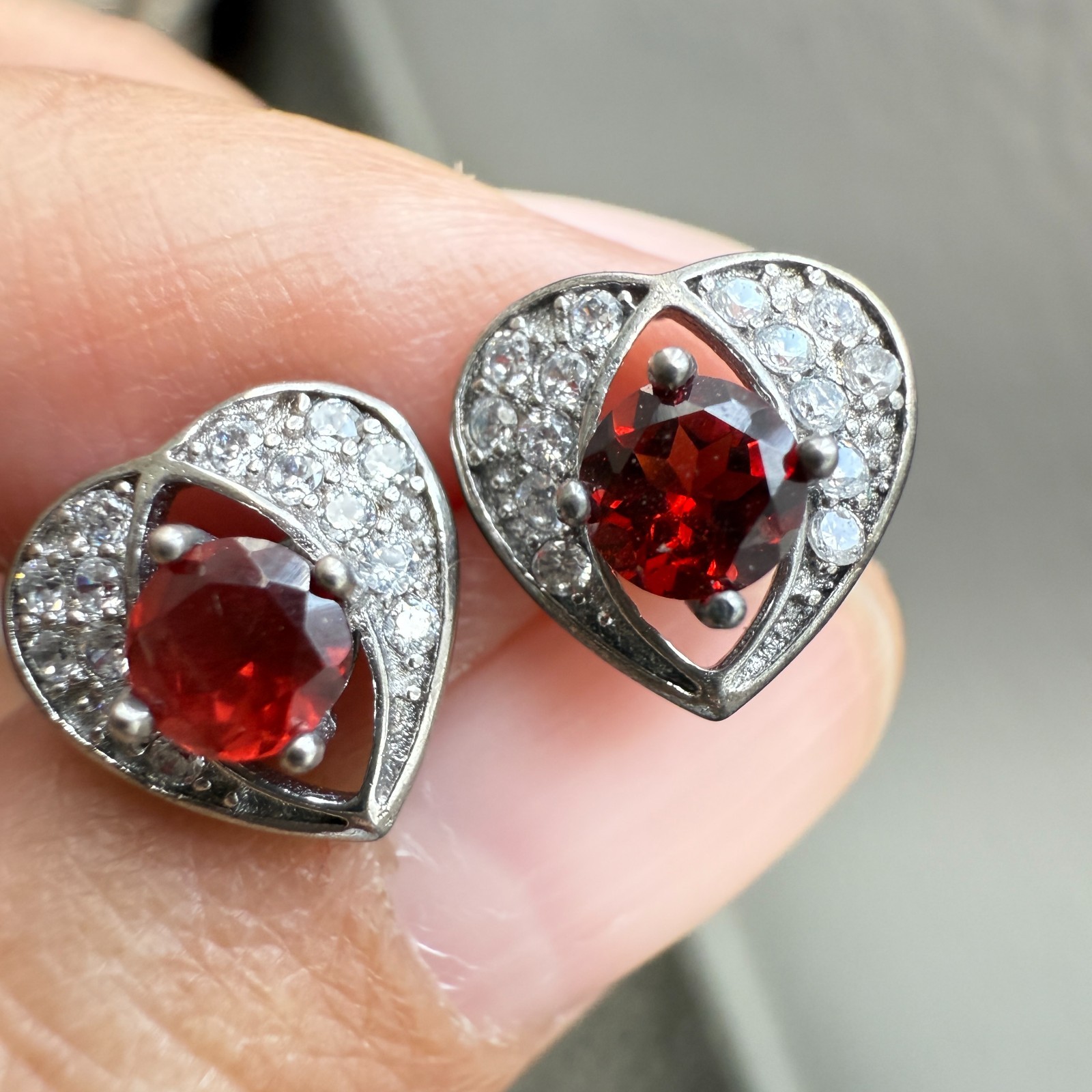 925 Sterling Silver Earrings 4mm Natural Rhodolite Garnet Gemstone Zircon Heart