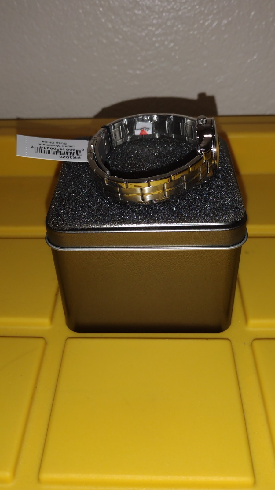 REMIX WOMENS WATCH CHILI’S EMPLOYEE WATCH NEW CHILI’S RESTAURANT WATCH