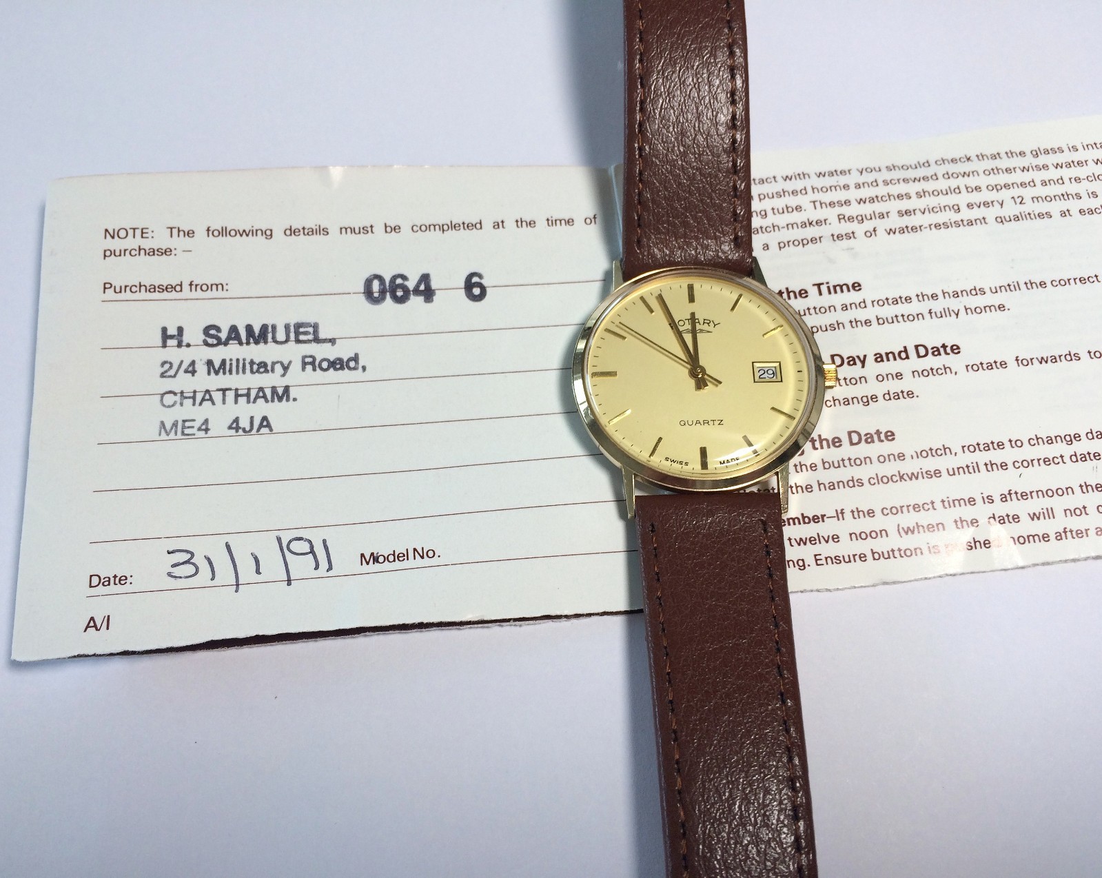Vintage 9ct Gold Rotary Watch. Swiss. Hallmarked Box & Papers Mint condition
