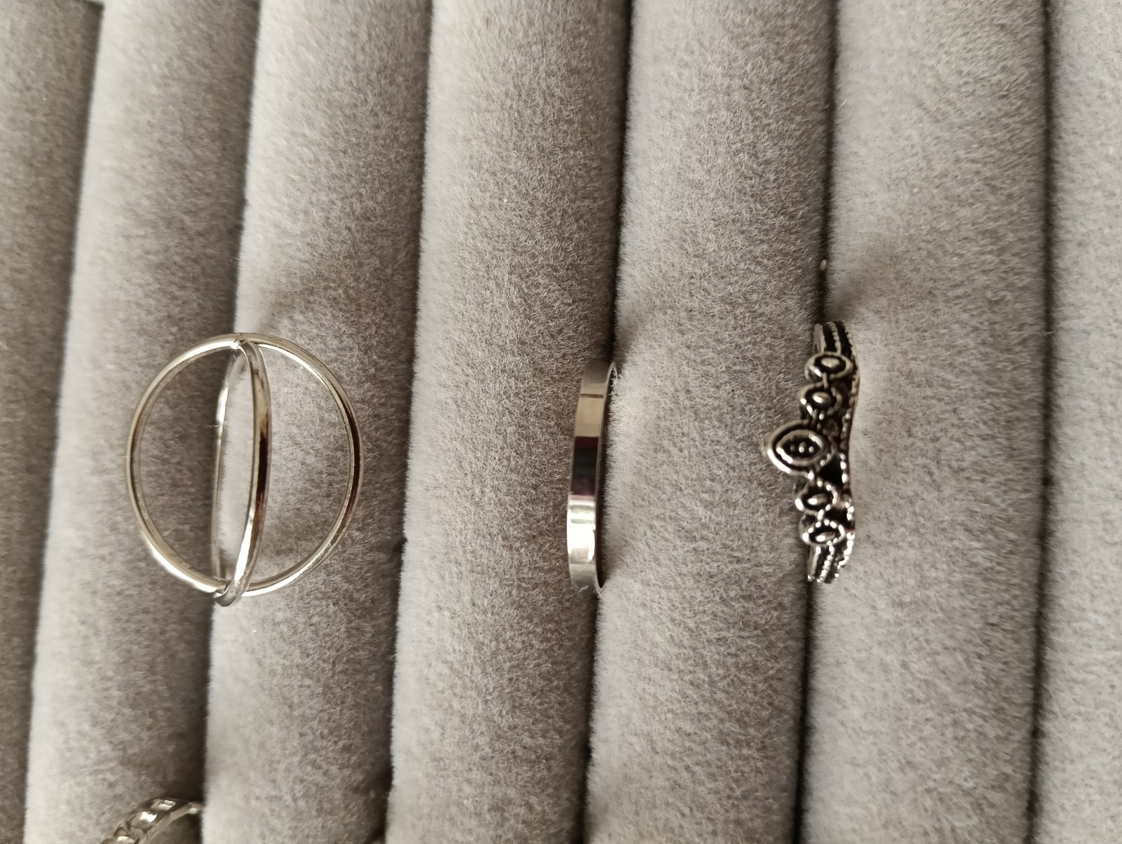 9 x Collection Various Style Silver Coloured Costume Rings free Size