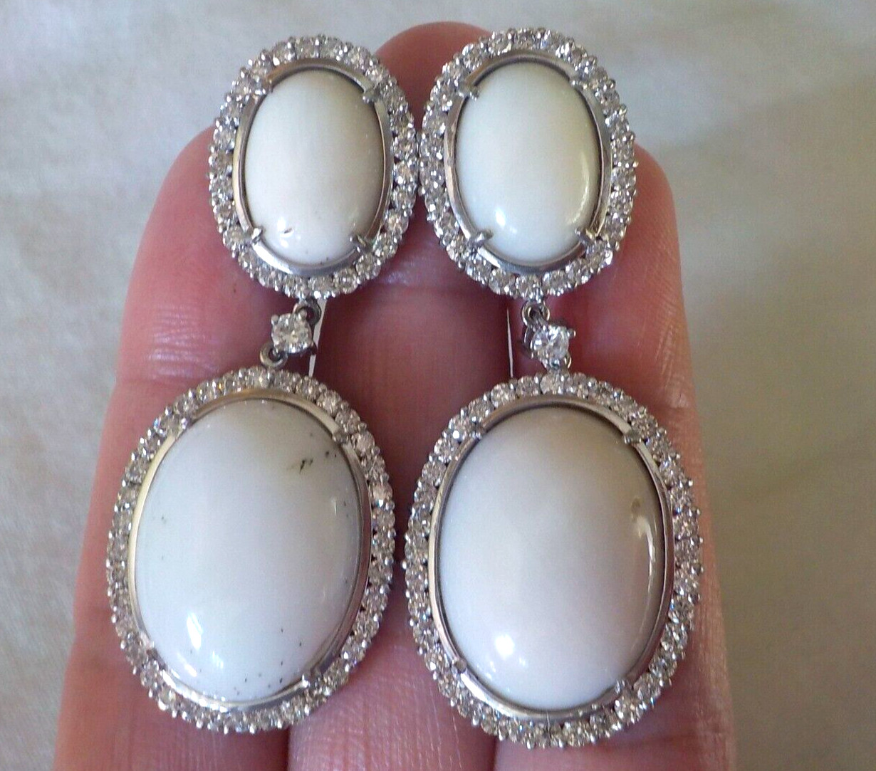 18k White Gold Chandelier White Coral 2.56ct Diamond Earrings -22.73 gm, 1.90 in