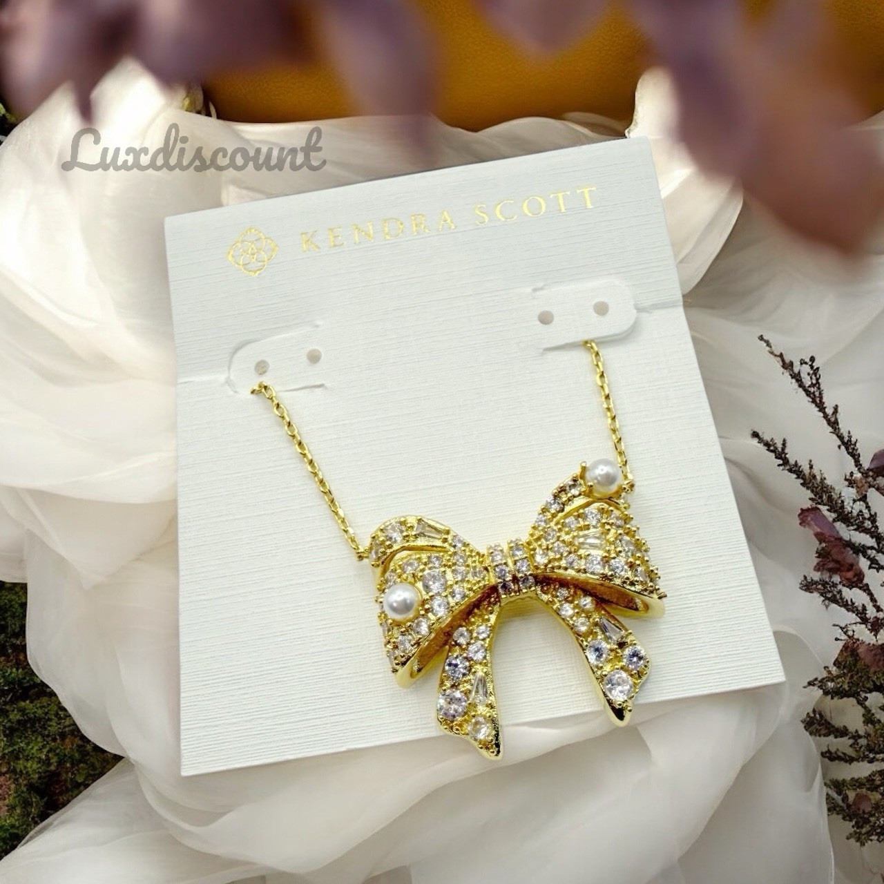 Kendra Scott Gold Krista Bow Short Pendant Necklace in White Mix