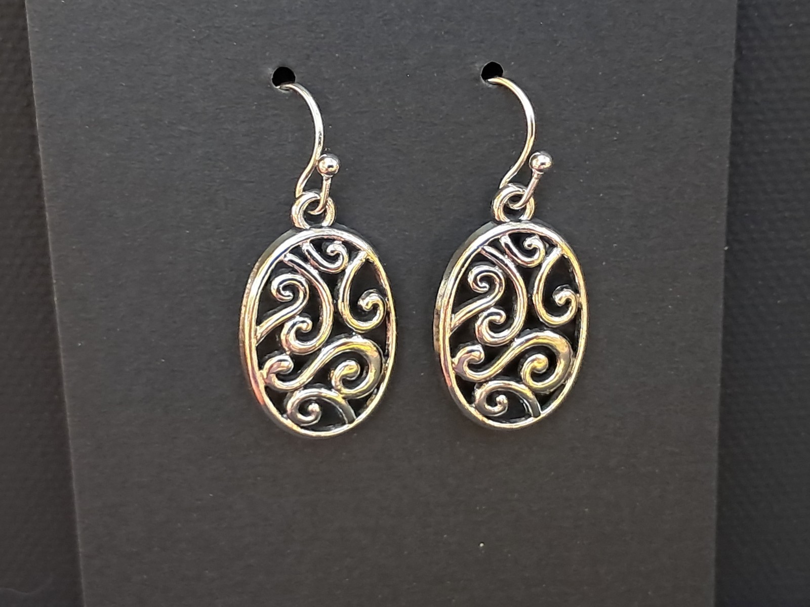 Silver Tone Oval Filigree Dangle Earrings Openwork Scroll Swirl Boho French Wire