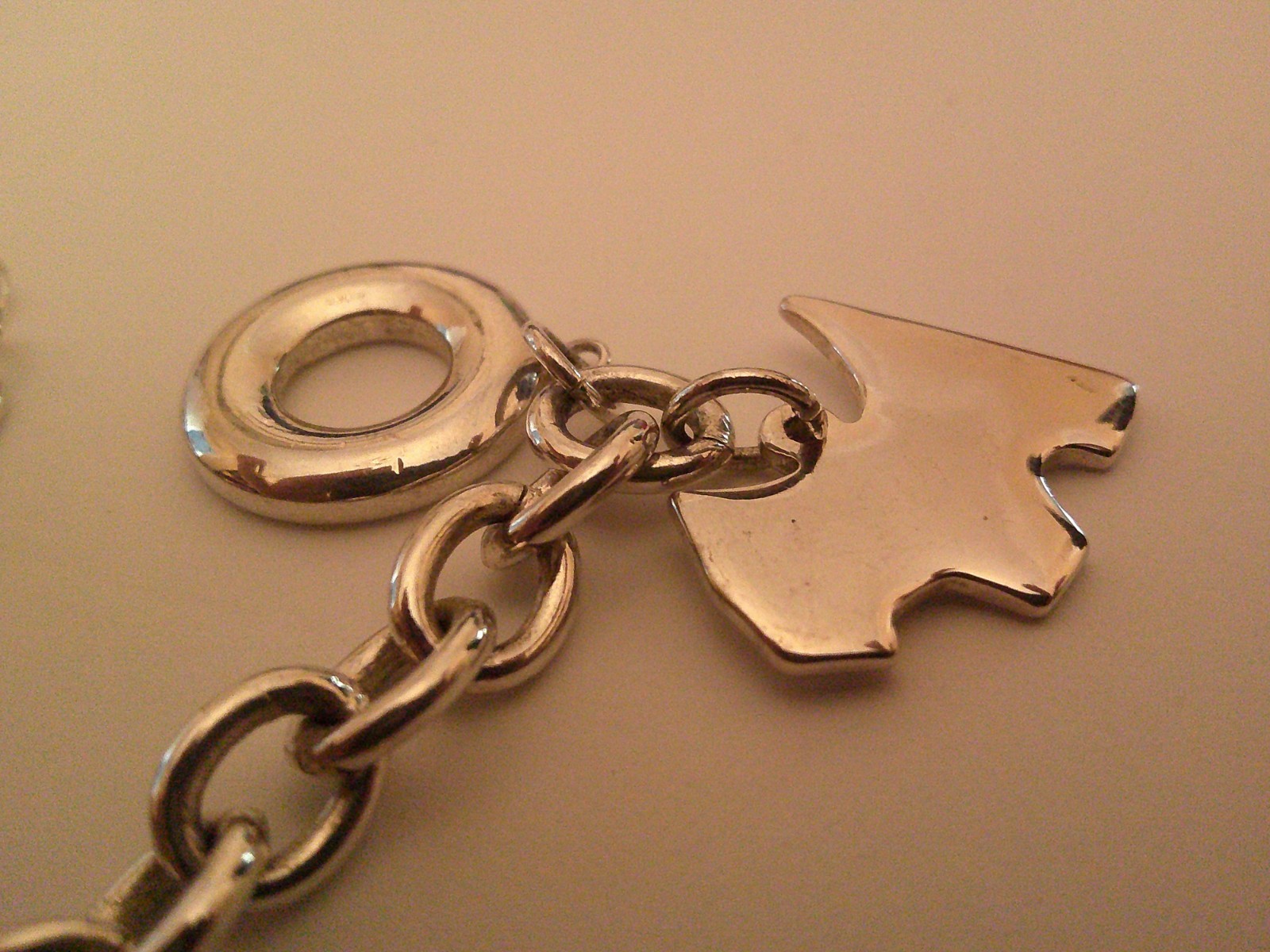 Little Doggie charm silver Round Link bracelet size 7 to 10 inches