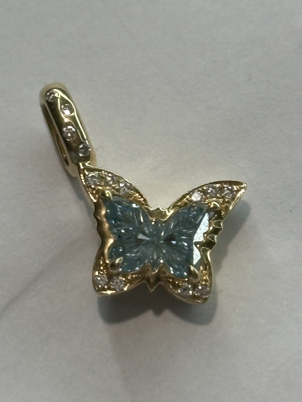18K Gold Butterfly Pendant – 1.02 Ct Certified Fancy Blue Lab Diamond