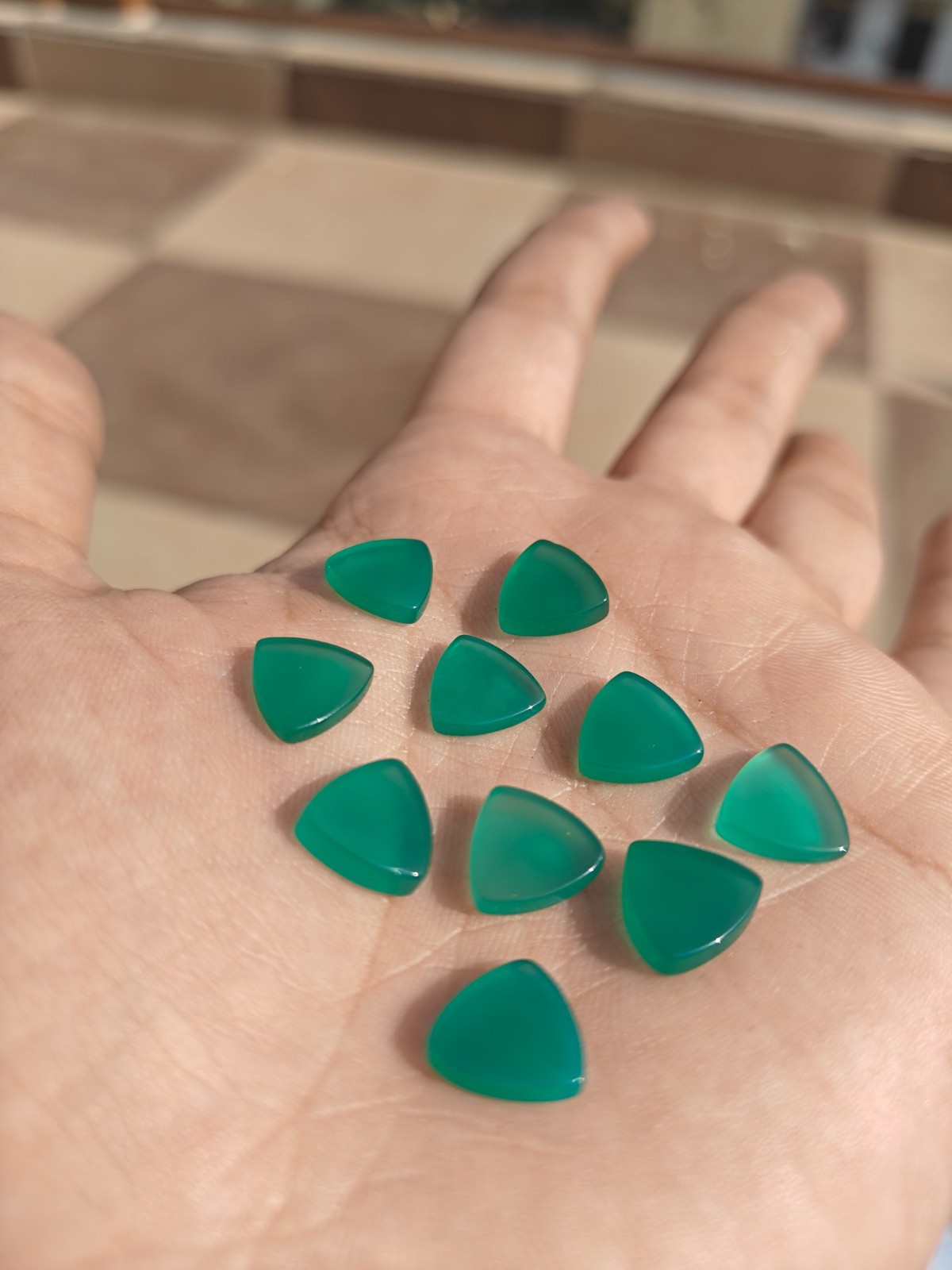 Natural Green Onyx Trillion Bothside Flatback 10mm To 25mm Loose Gemstone