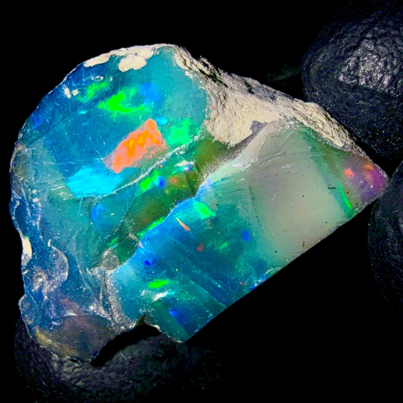 Ethiopian Fire Opal gemstone, Black Dry opal, Natural opal rough 24.5Ct 26×20 mm