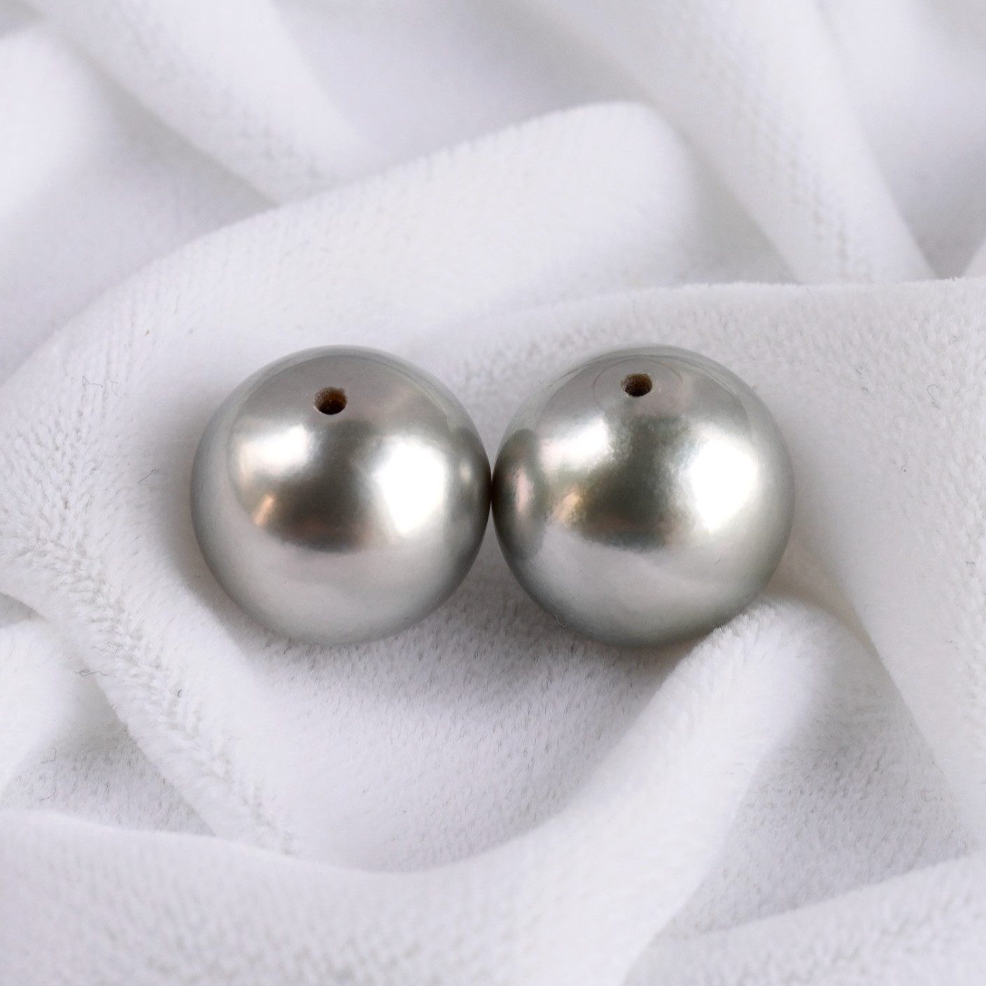 Pair,High Luster 12.3-12.5MM Round Silver-Gray Tahitian Loose Pearl,Half Drilled