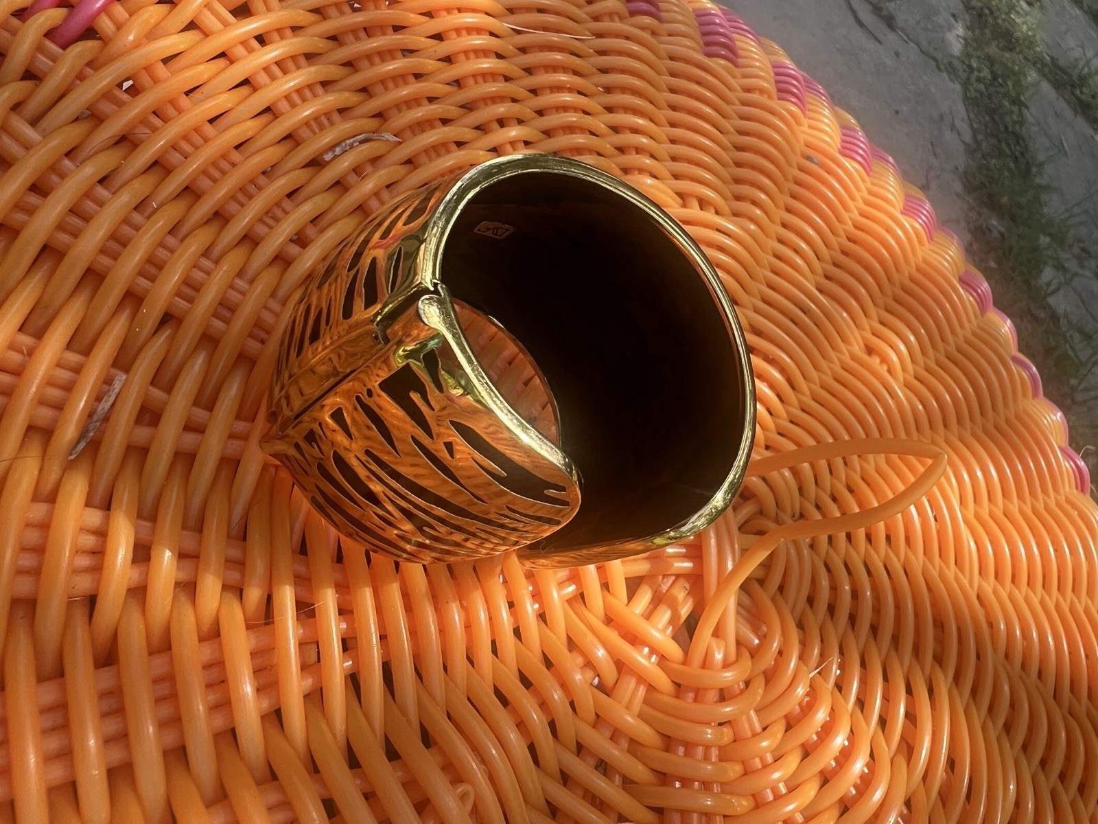 Diane Von Fürstenberg Black And Gold Enamel Cuff Hinged Bracelet Y2K 7”