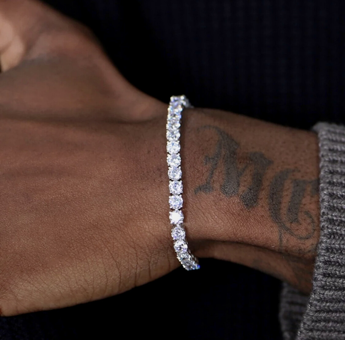 16 cwt Round Simulated Diamond Tennis Bracelet 18k White Gold Plated Over 7.5″