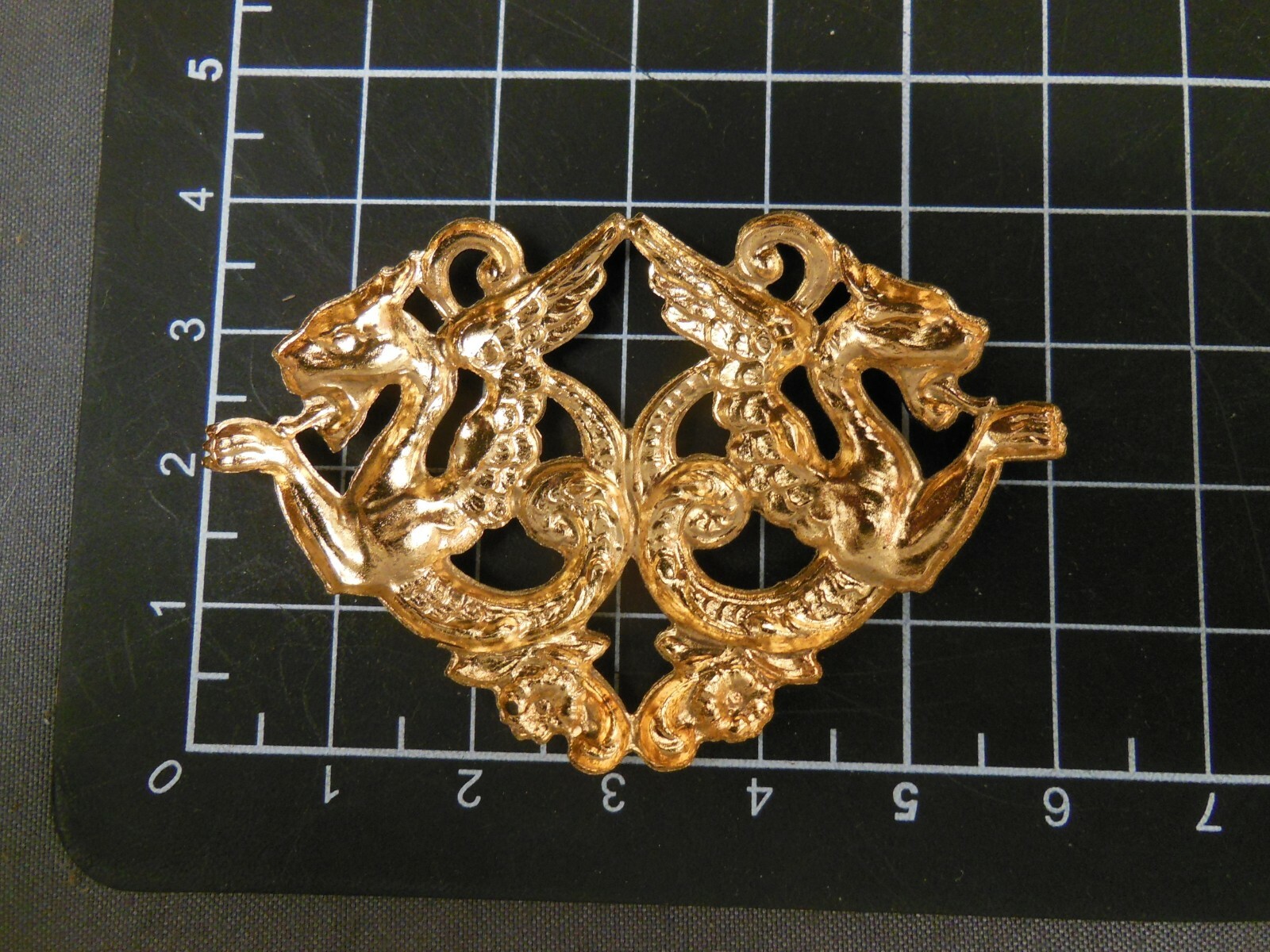 Large Double Dragon/Griffin hollow Brass stamping jewelry finding (osb0033)