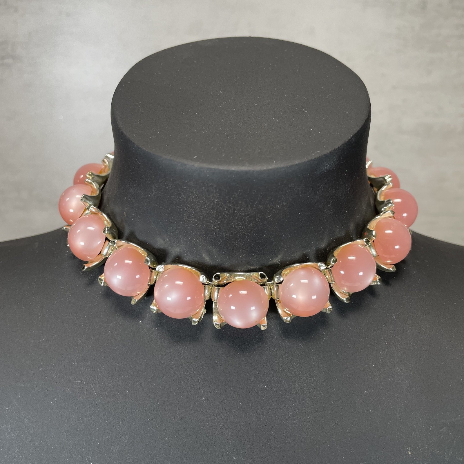 Vintage Coro Pink Moonglow Thermoset Chocker Necklace Silver Gold Tone MCM 12″