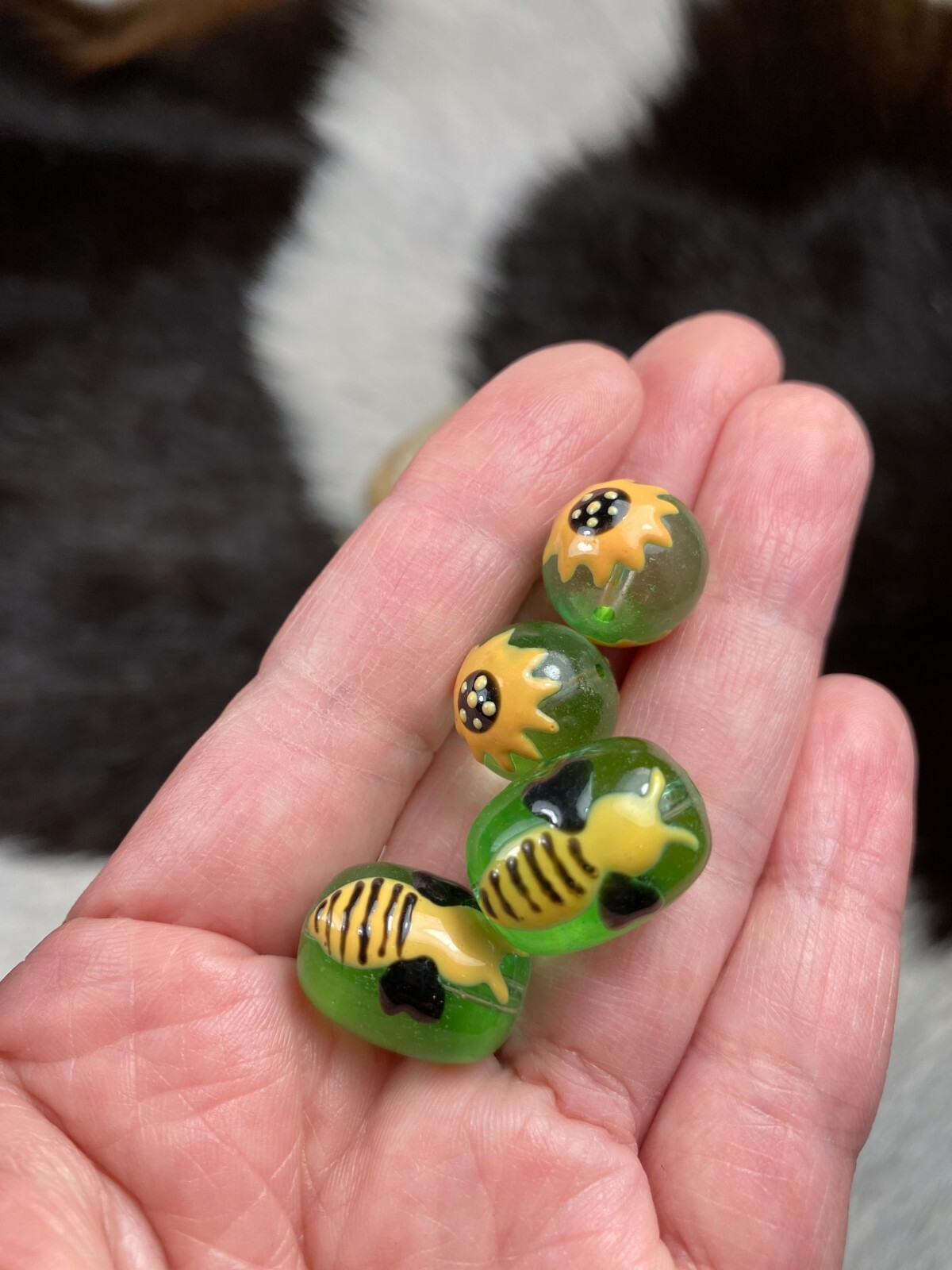 Bumble Bee Beads Glass Beads For Bracelet Making Garden 13mm Green Oval 20 pcs