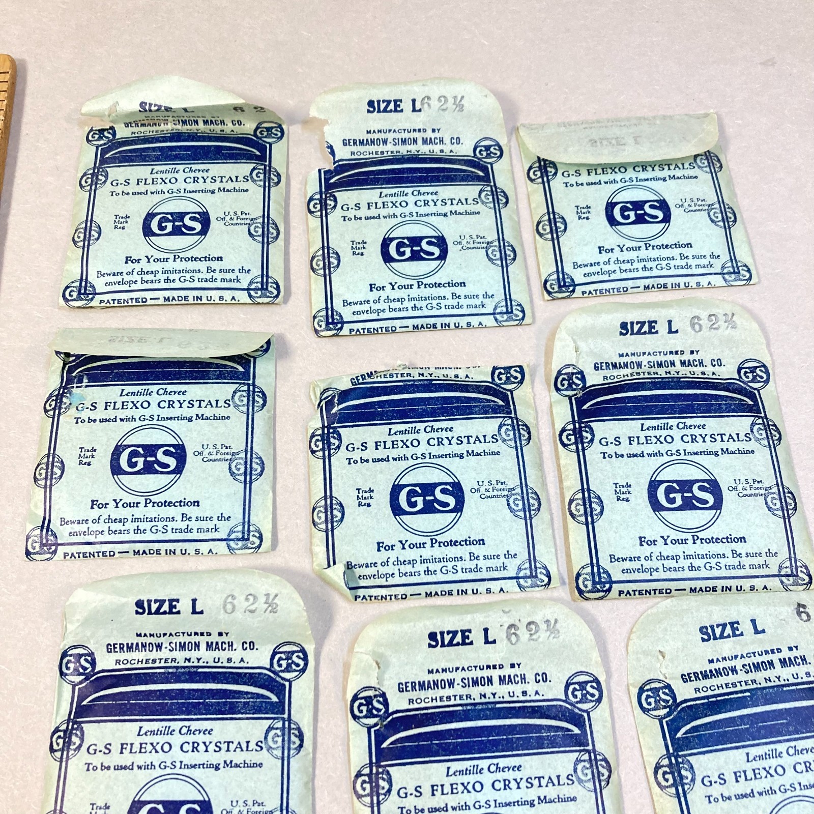 Vintage G-S Flexo Large Plastic Watch Crystal 12 Pc (8) 62 1/2 (4) 62″ USA