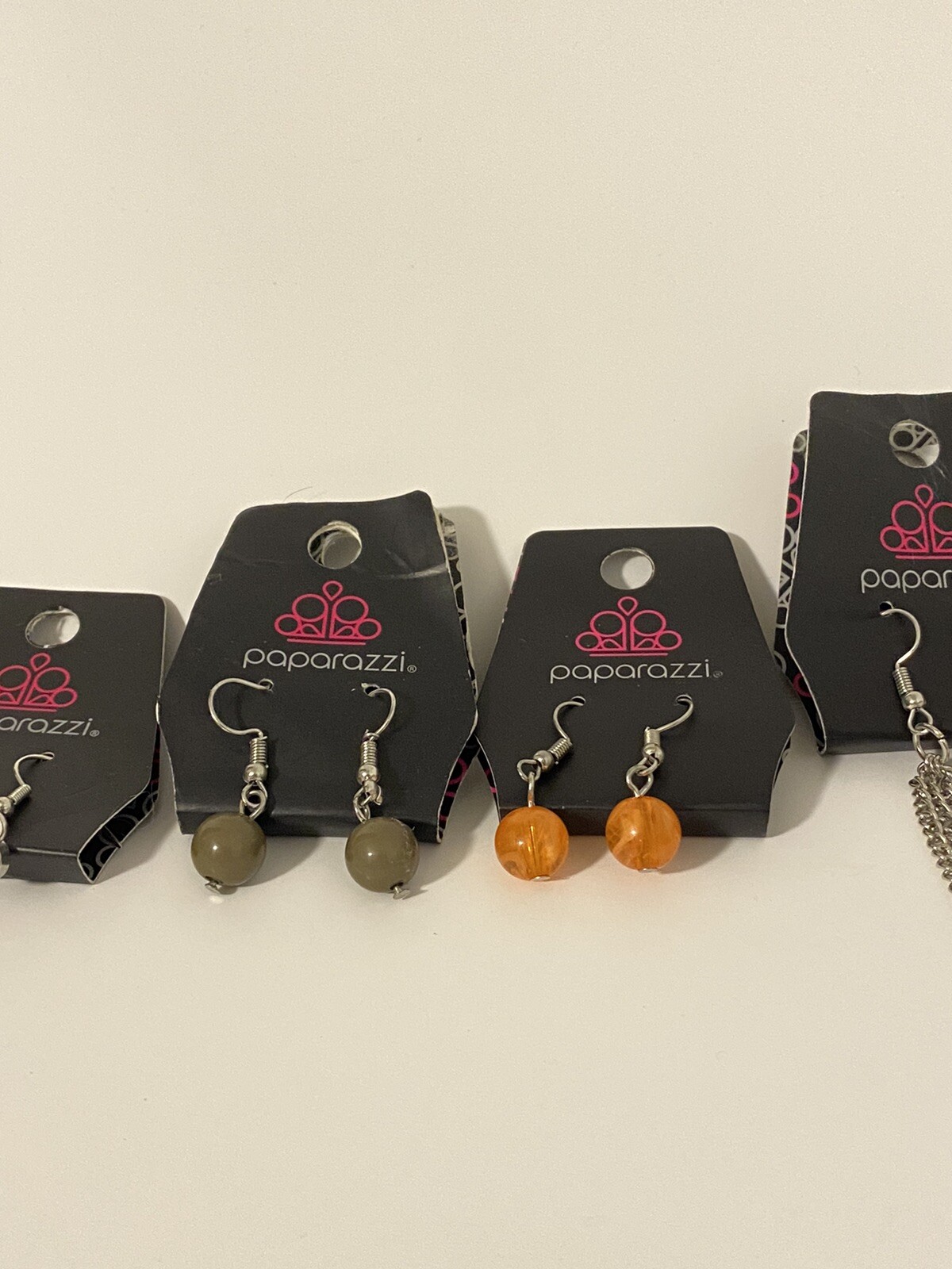 6 pc paparazzi jewelry lot all earrings. Lead and nickel free. pearlescent,bead