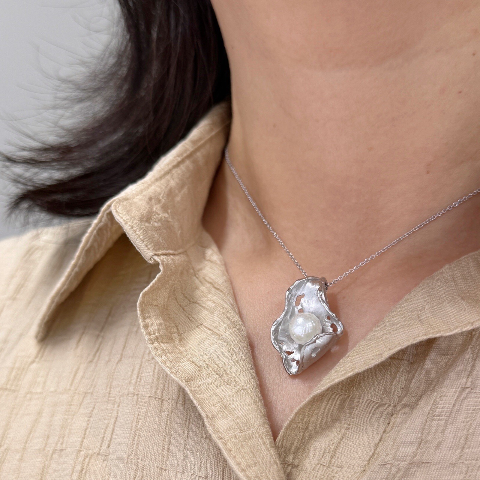 8.7mm White Japanese Akoya Faceted Pearl Pendant Necklace Sterling Silver,18″