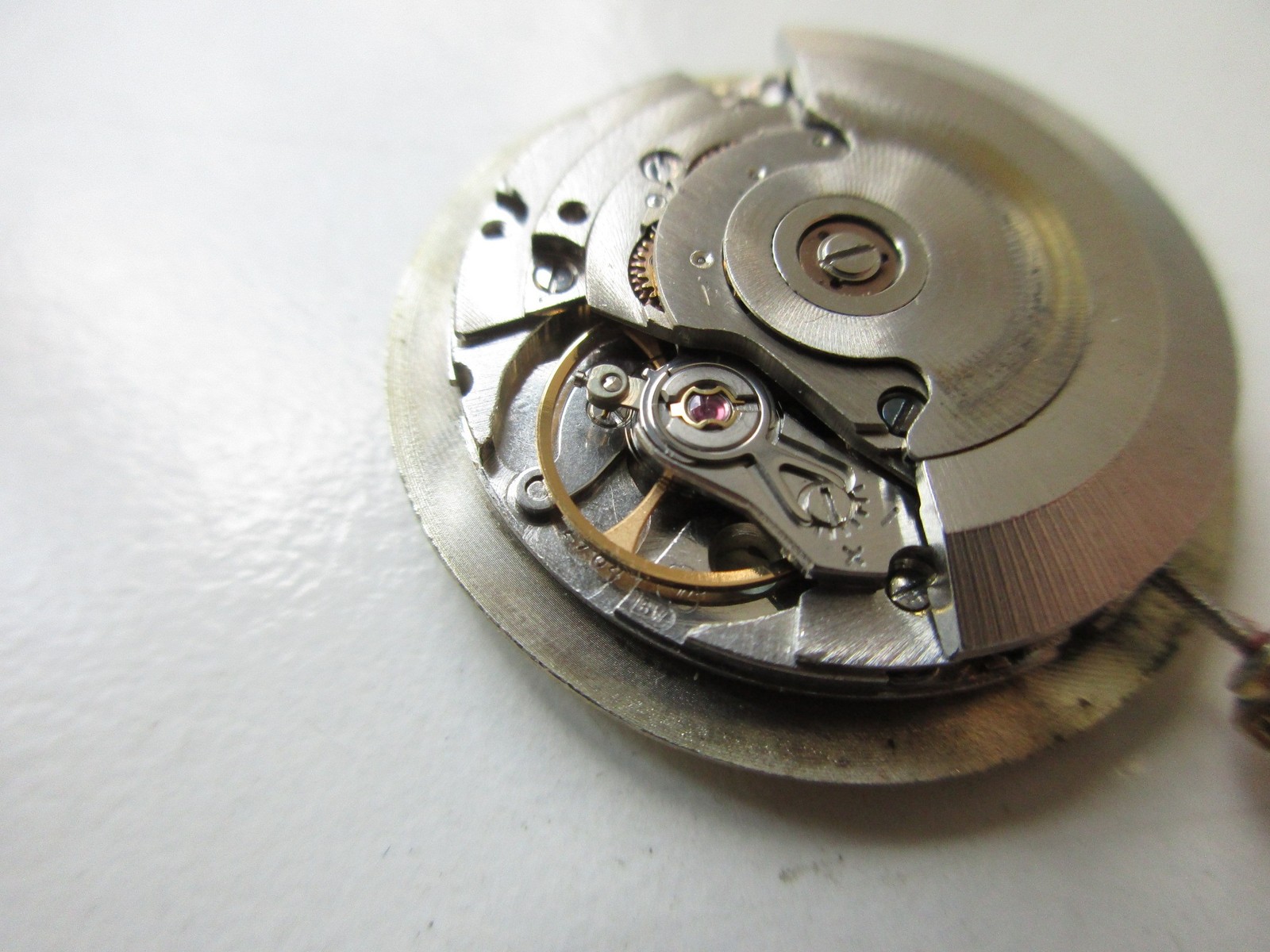 ETA cal. 2784 Swiss automatic watch movement – date at 3 – running