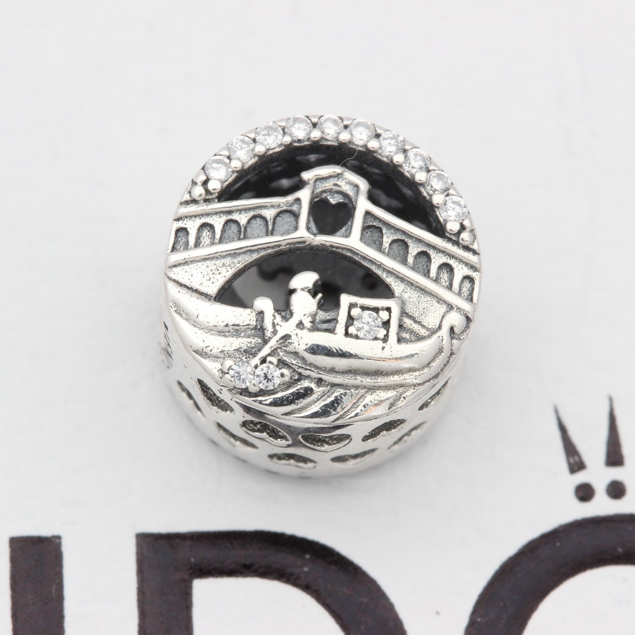 Rare Pandora Venice Gondola Scene Country Of Italy Exclusive Openwork Charm