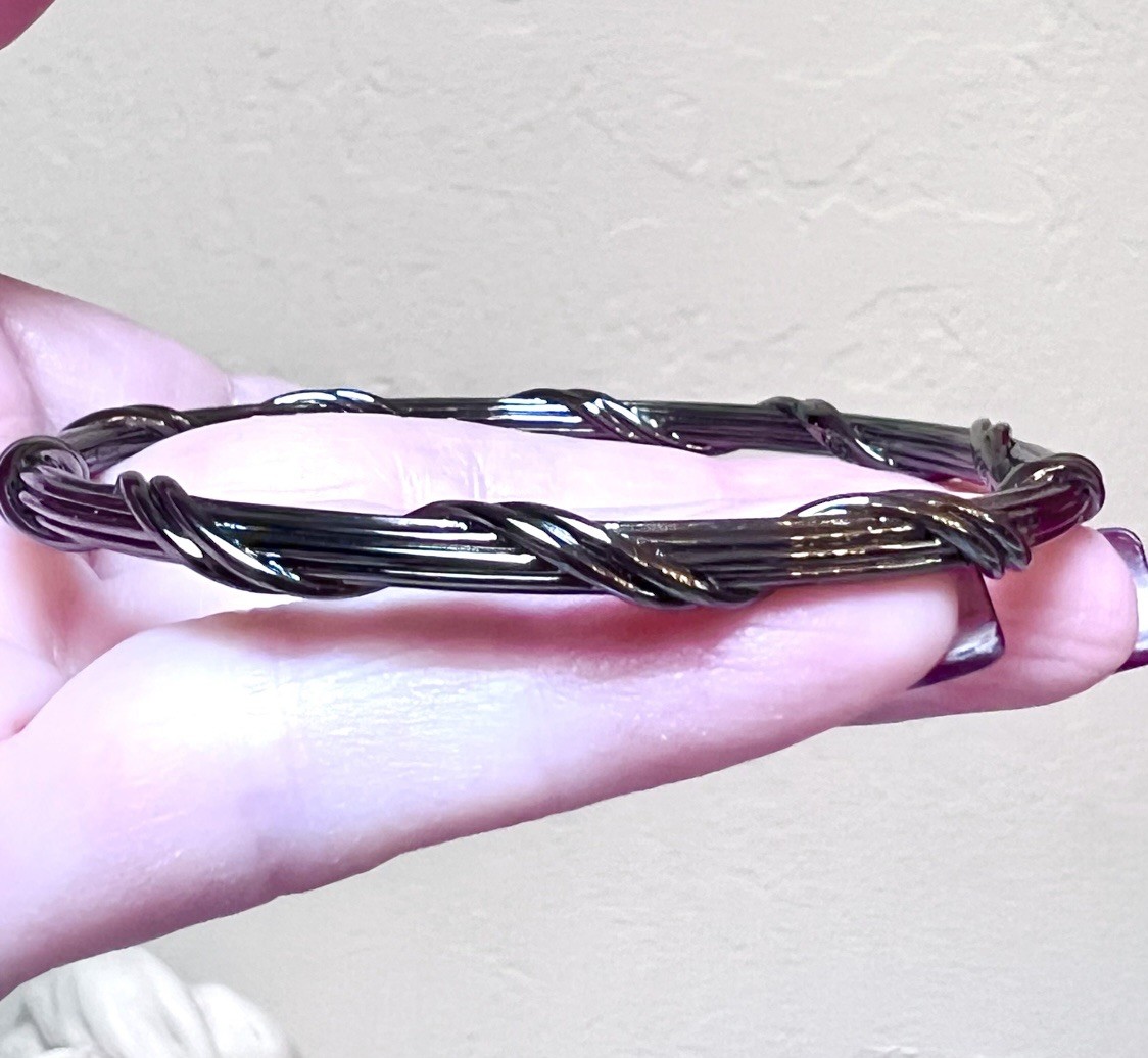 LOVELY Authentic Peter Thomas Roth Oxidized Sterling Silver Bangle Bracelet