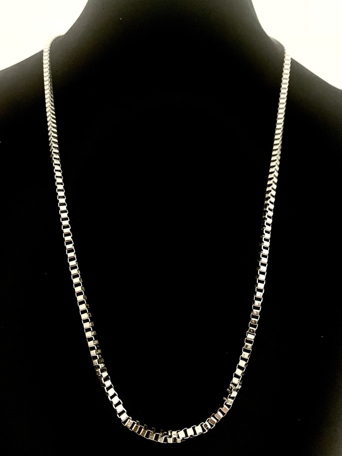Box Chain Necklace 24”